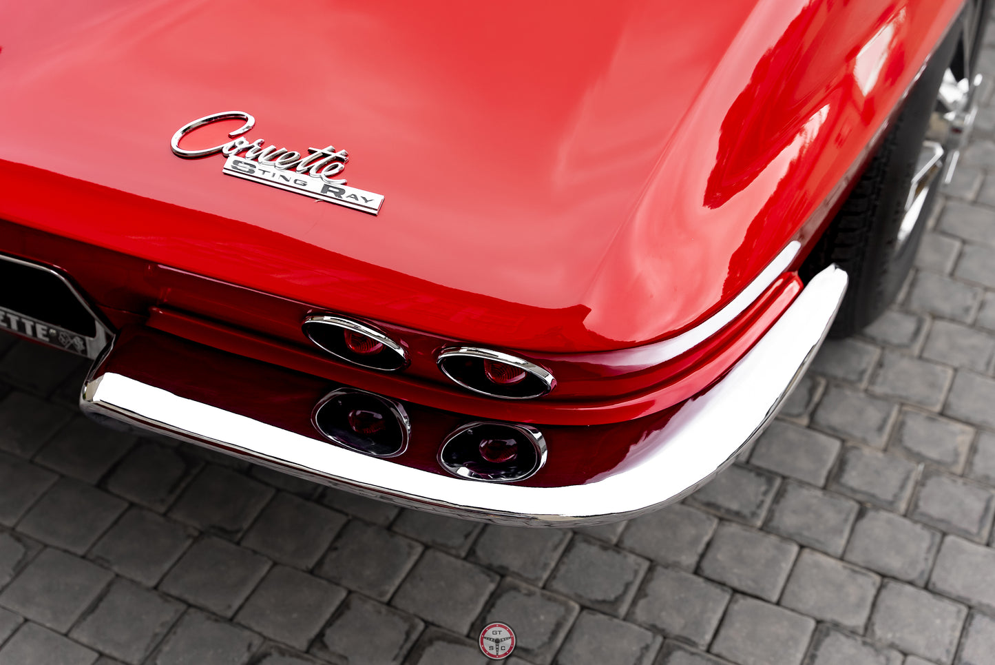 1963 Chevrolet Corvette Split Window Sting Ray C2 Coupe'