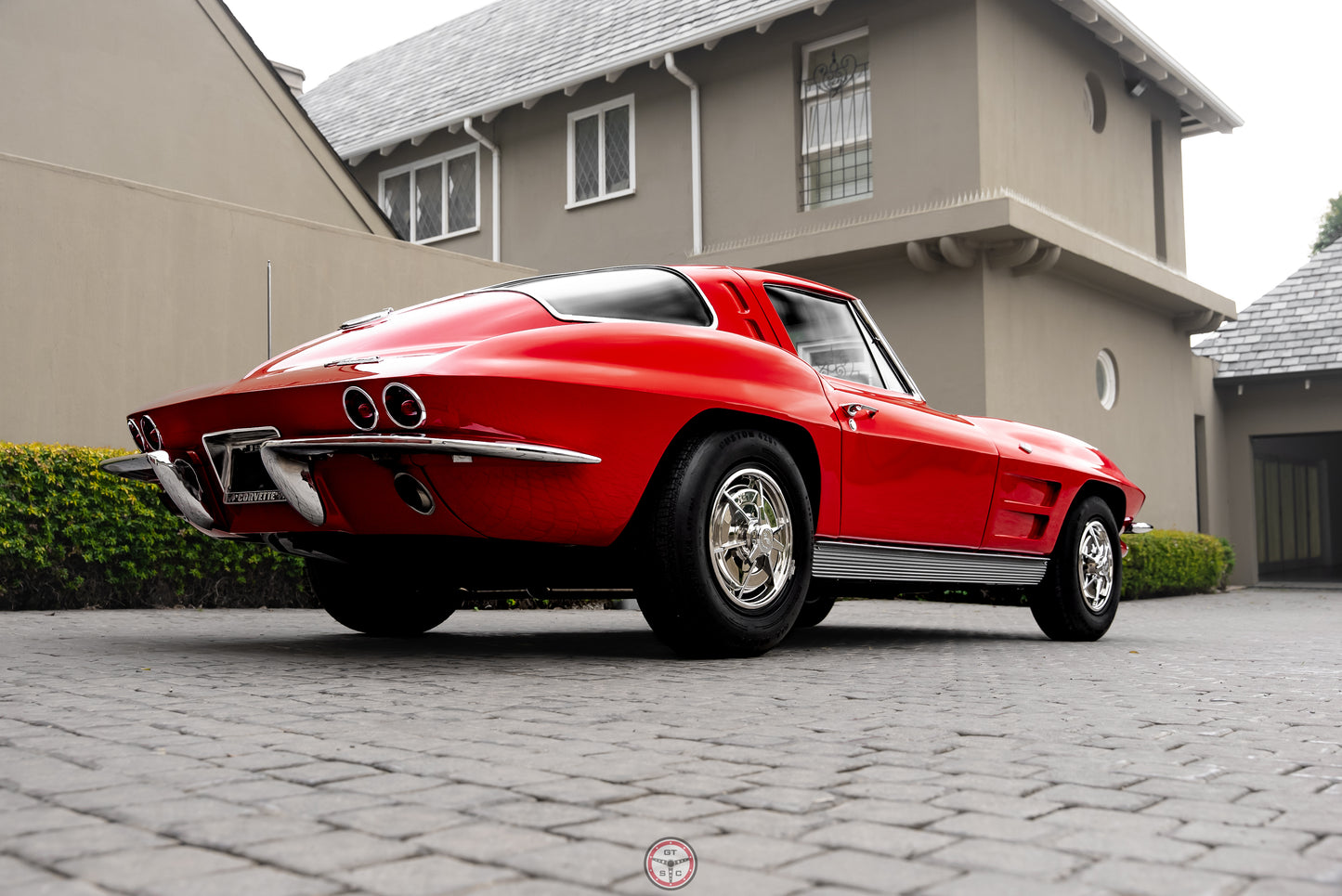 1963 Chevrolet Corvette Split Window Sting Ray C2 Coupe'