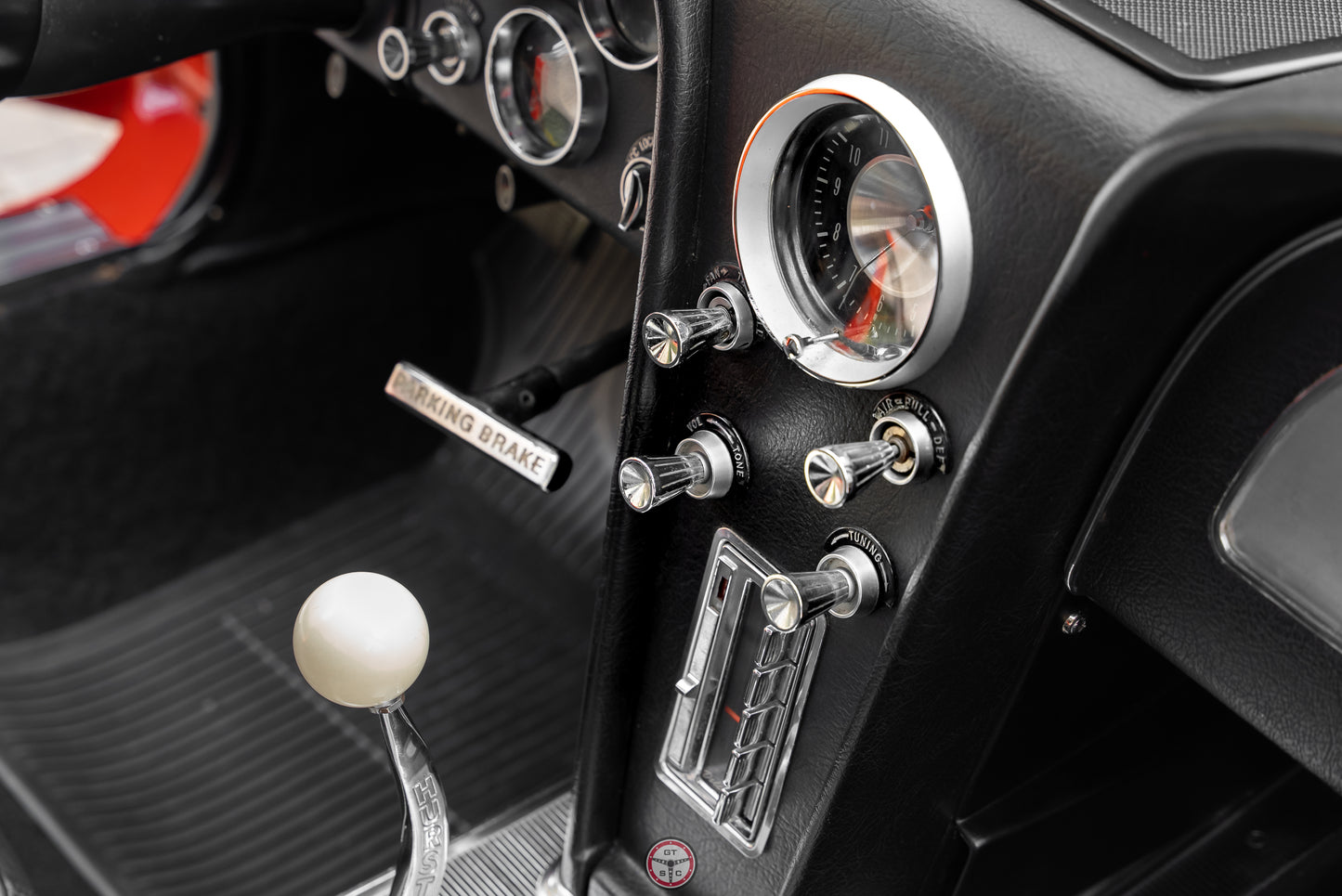 1963 Chevrolet Corvette Split Window Sting Ray C2 Coupe'