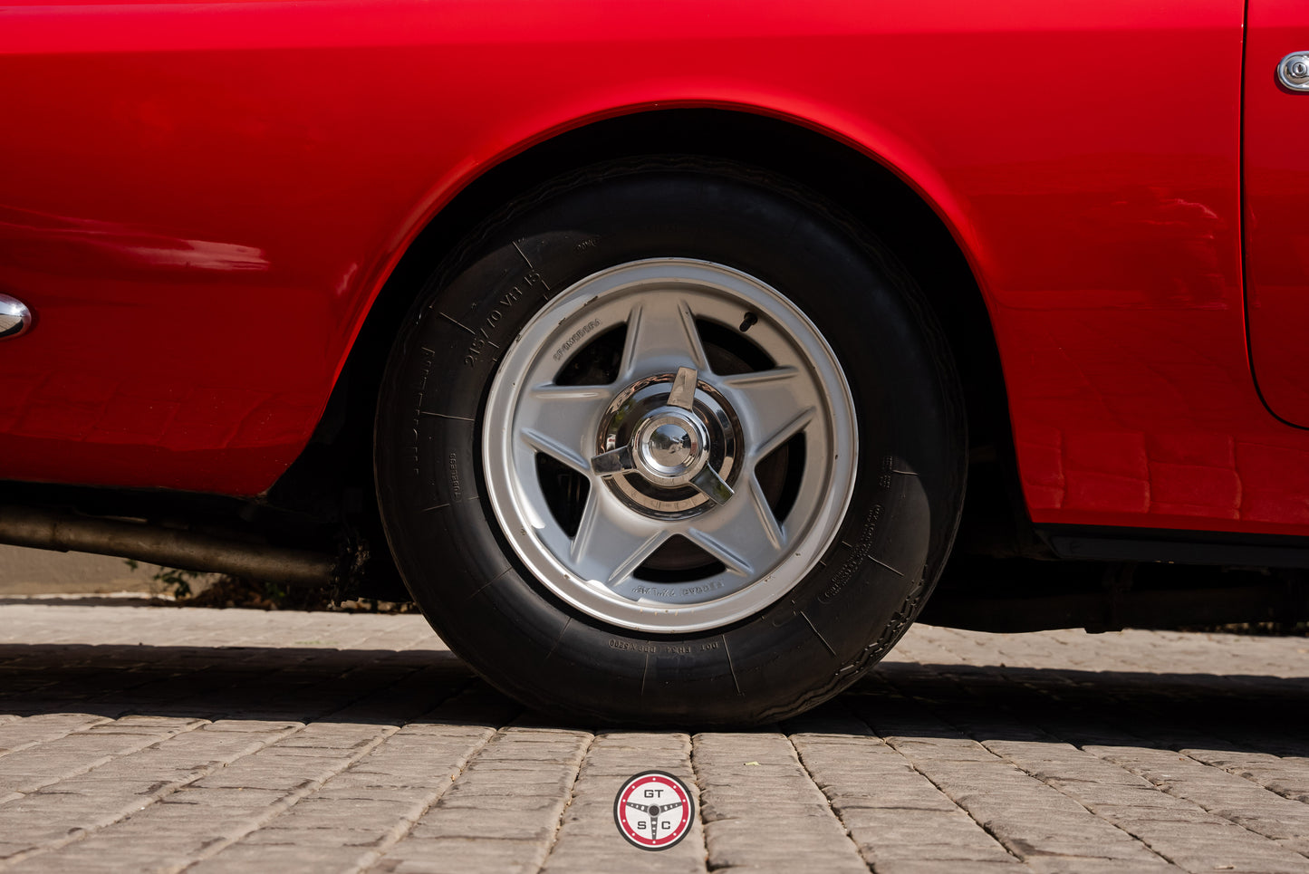 Ferrari 365GT 2+2