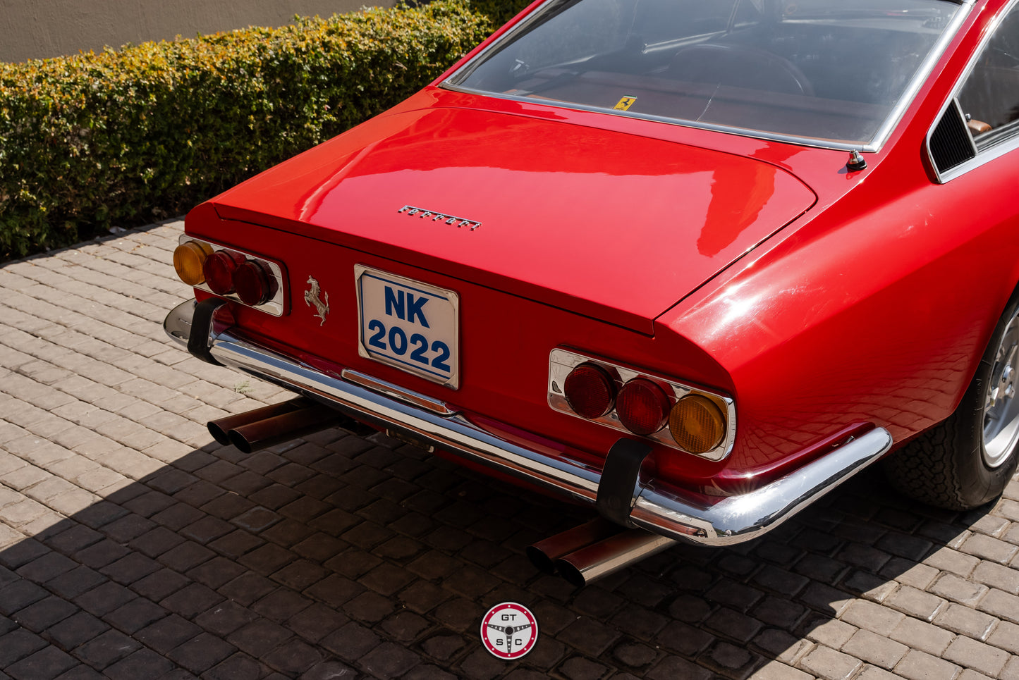 Ferrari 365GT 2+2