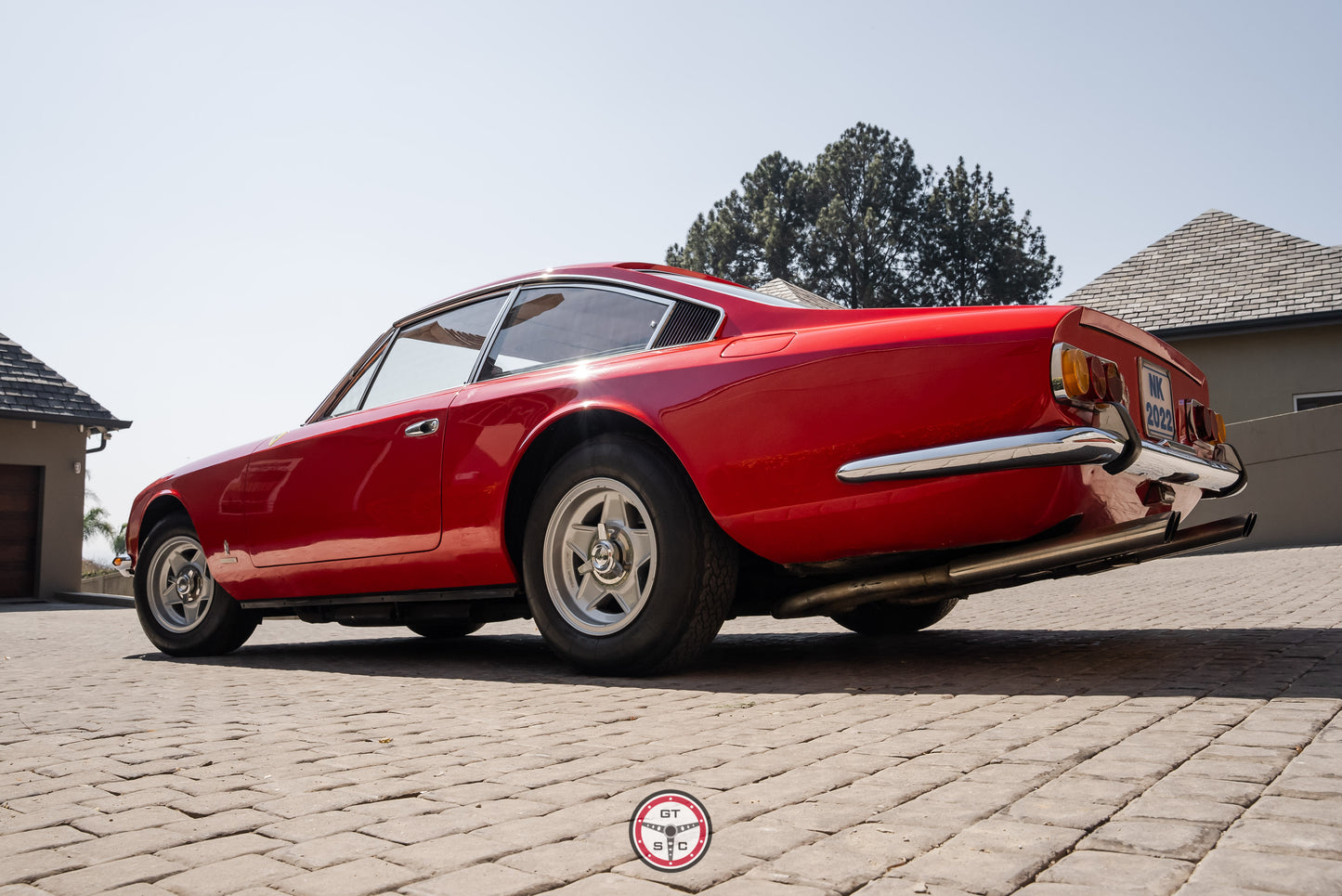 Ferrari 365GT 2+2