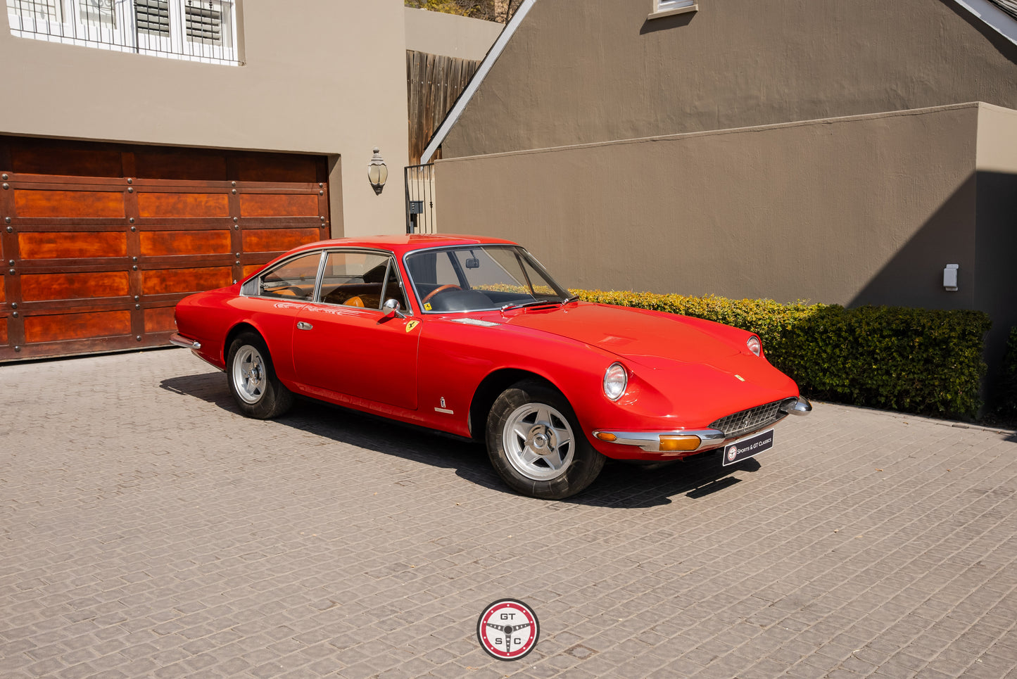 Ferrari 365GT 2+2