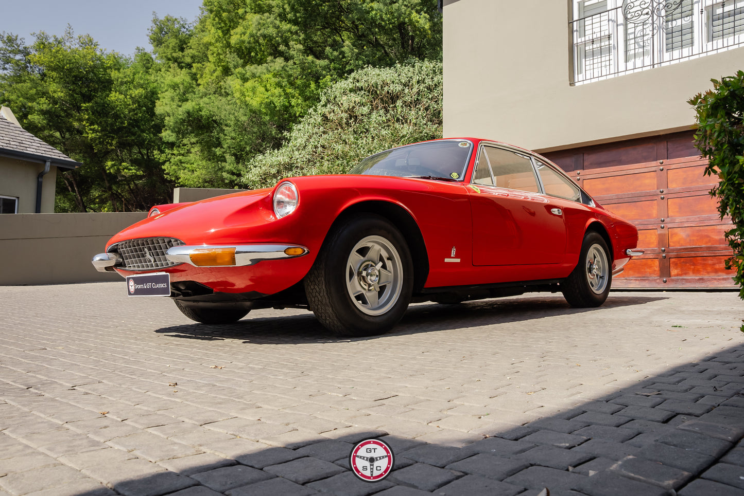 Ferrari 365GT 2+2