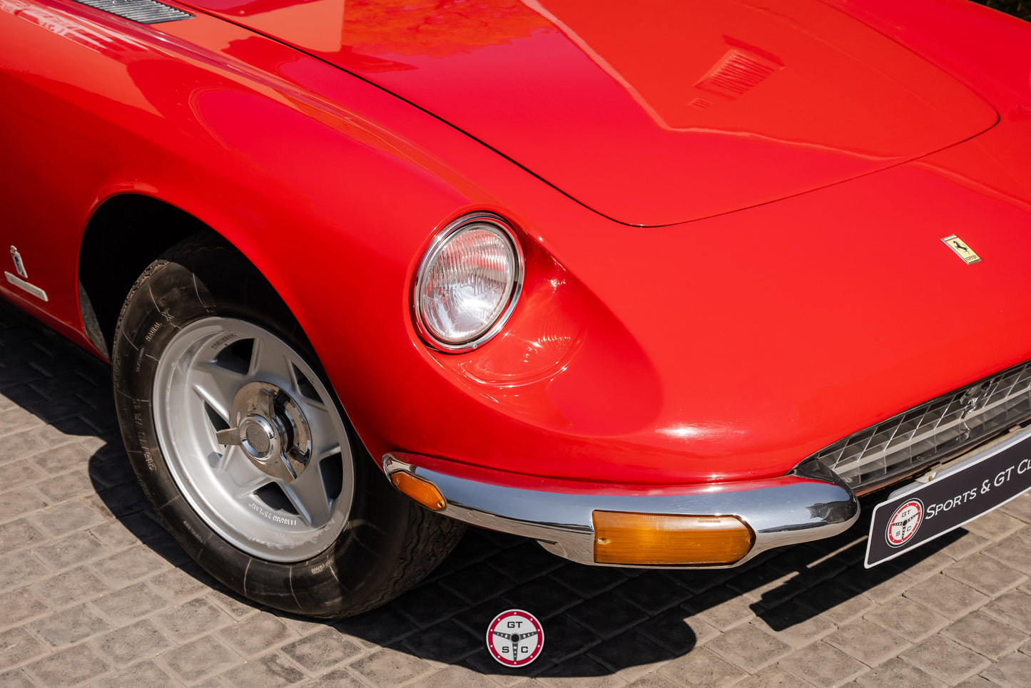 Ferrari 365GT 2+2