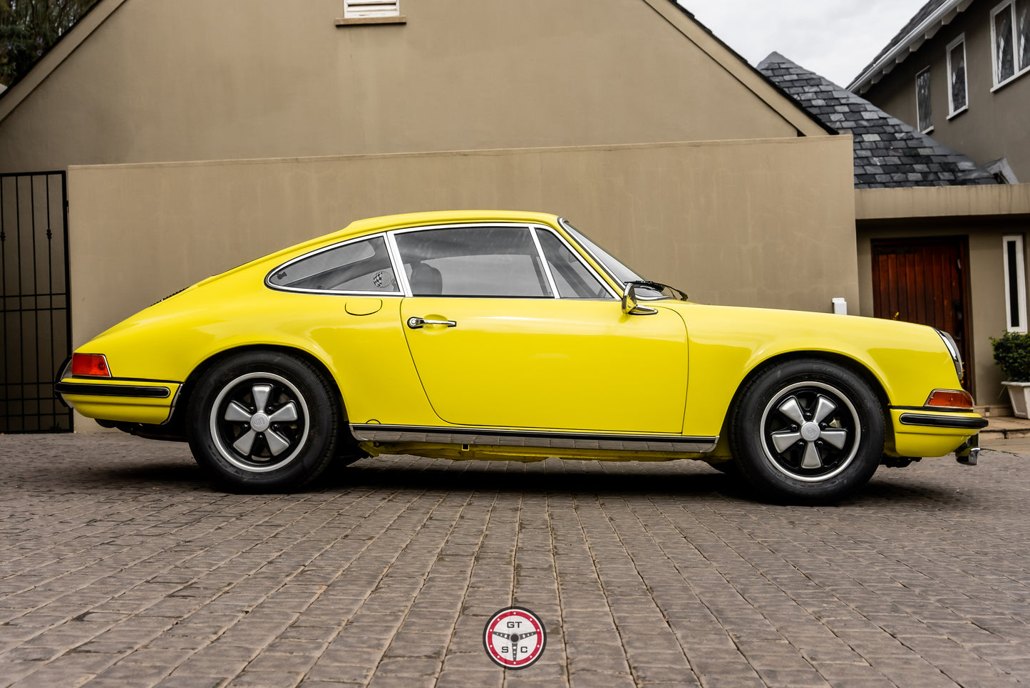 1972 Porsche 911 2.4T 'Oelklappe'