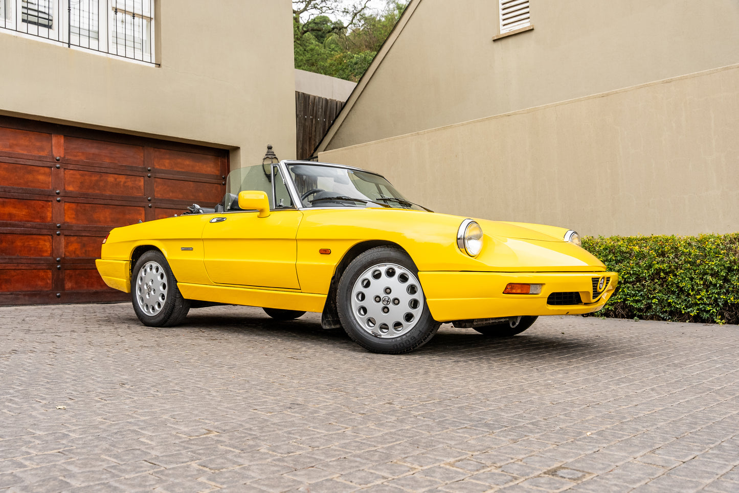 1992 Alfa Romeo 2000 Spider Veloce Series 4