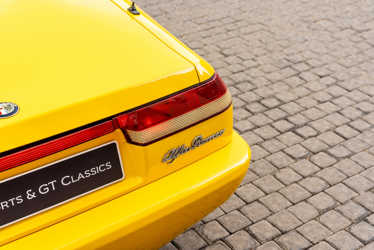 1992 Alfa Romeo 2000 Spider Veloce Series 4