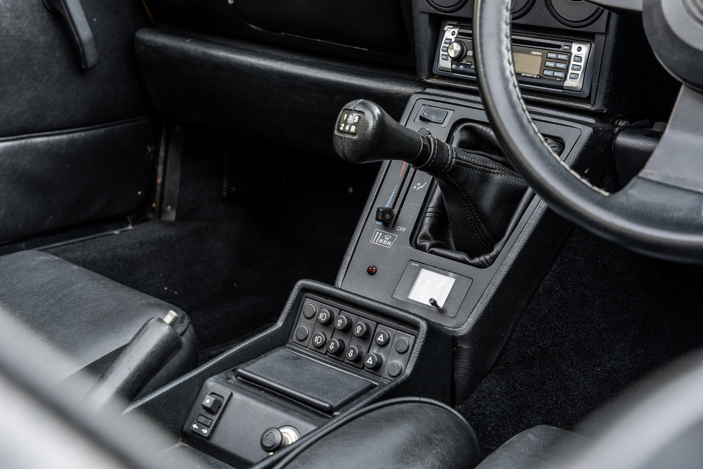 1992 Alfa Romeo 2000 Spider Veloce Series 4