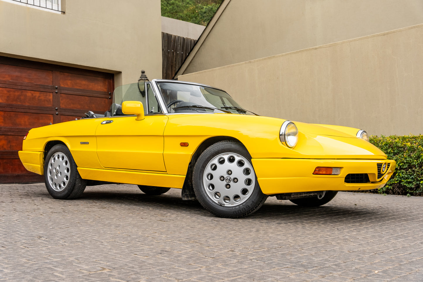 1992 Alfa Romeo 2000 Spider Veloce Series 4
