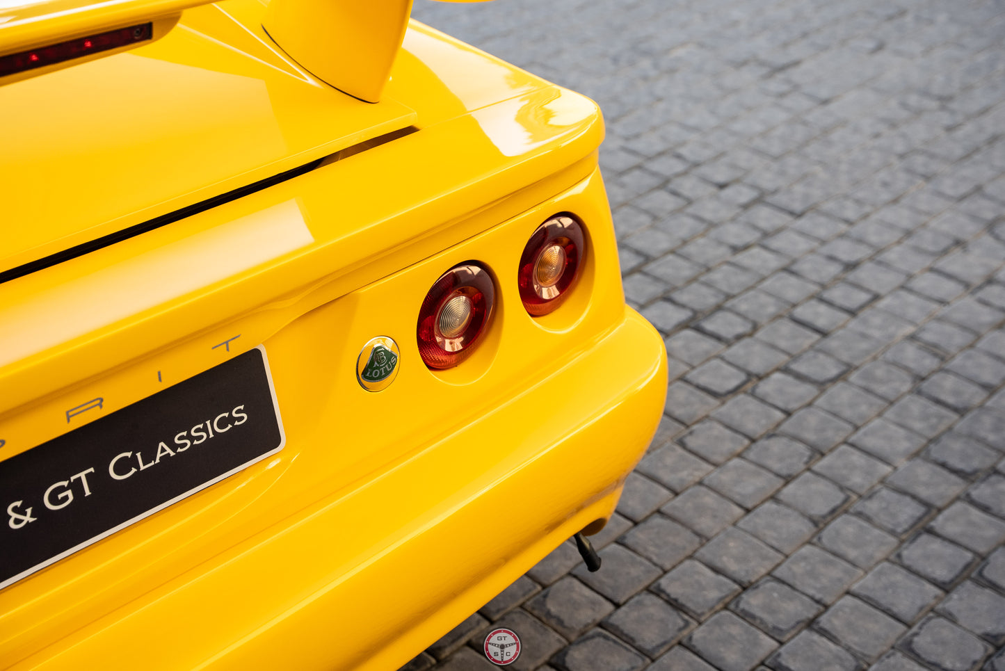 2002 Lotus Esprit V8