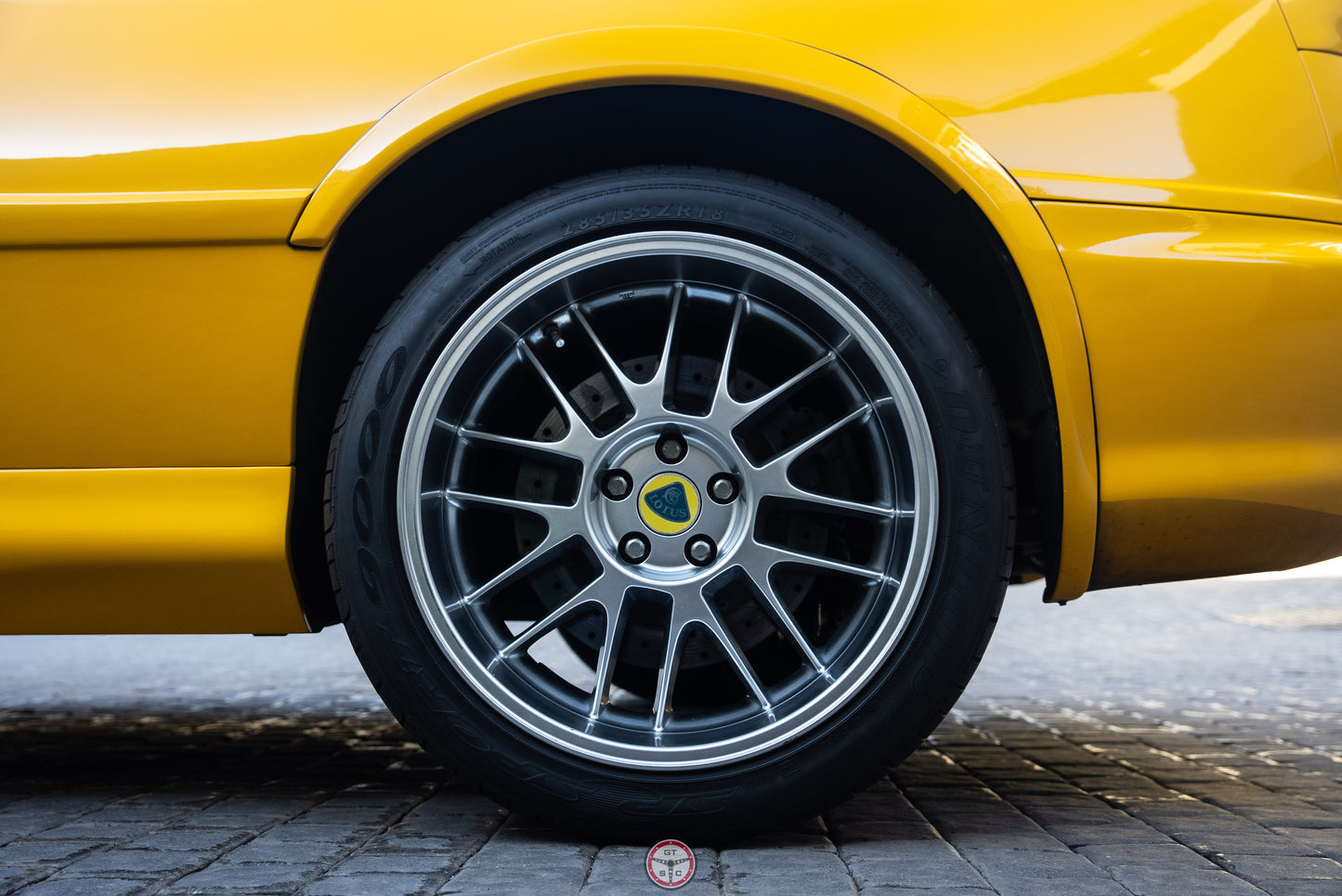 2002 Lotus Esprit V8