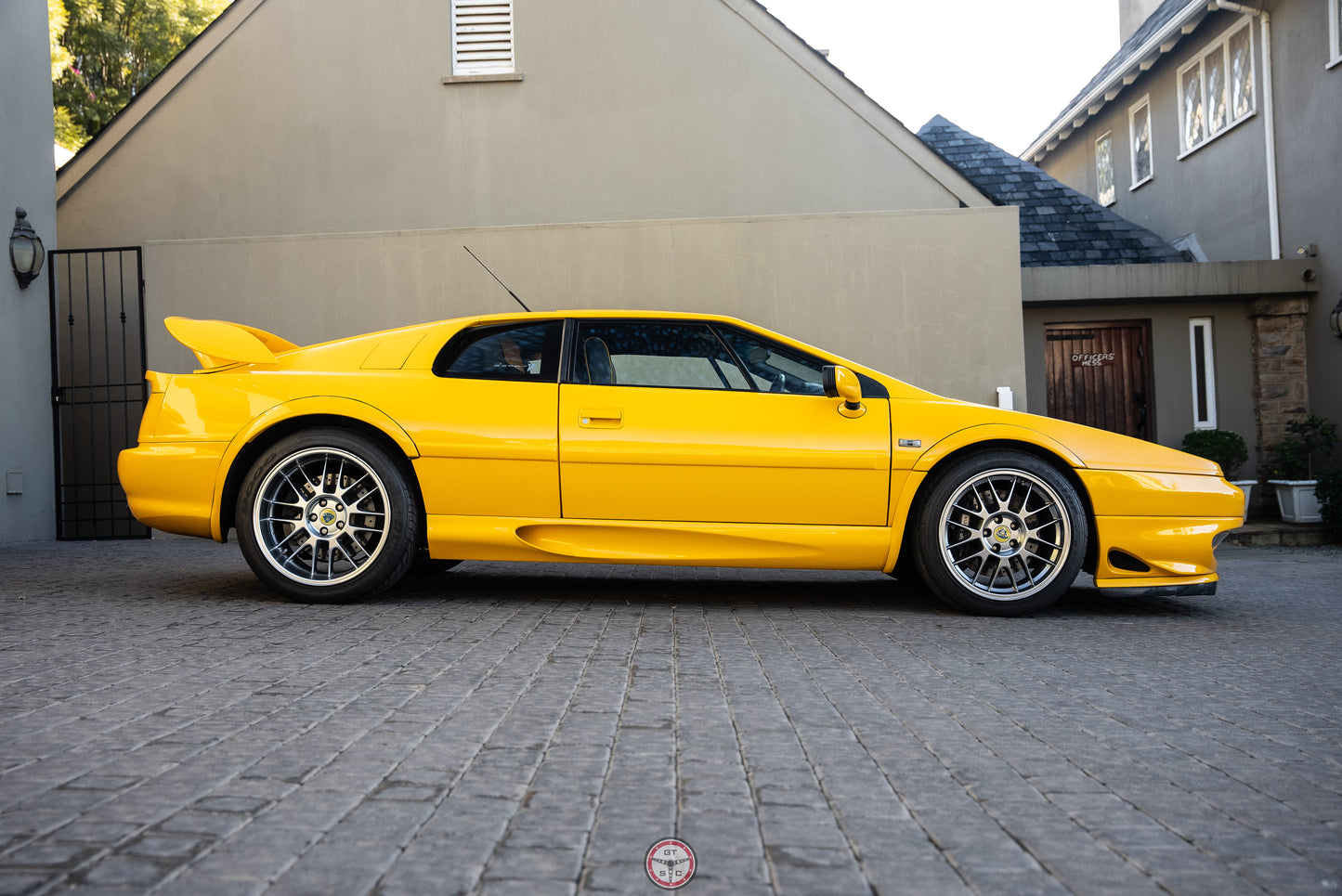 2002 Lotus Esprit V8