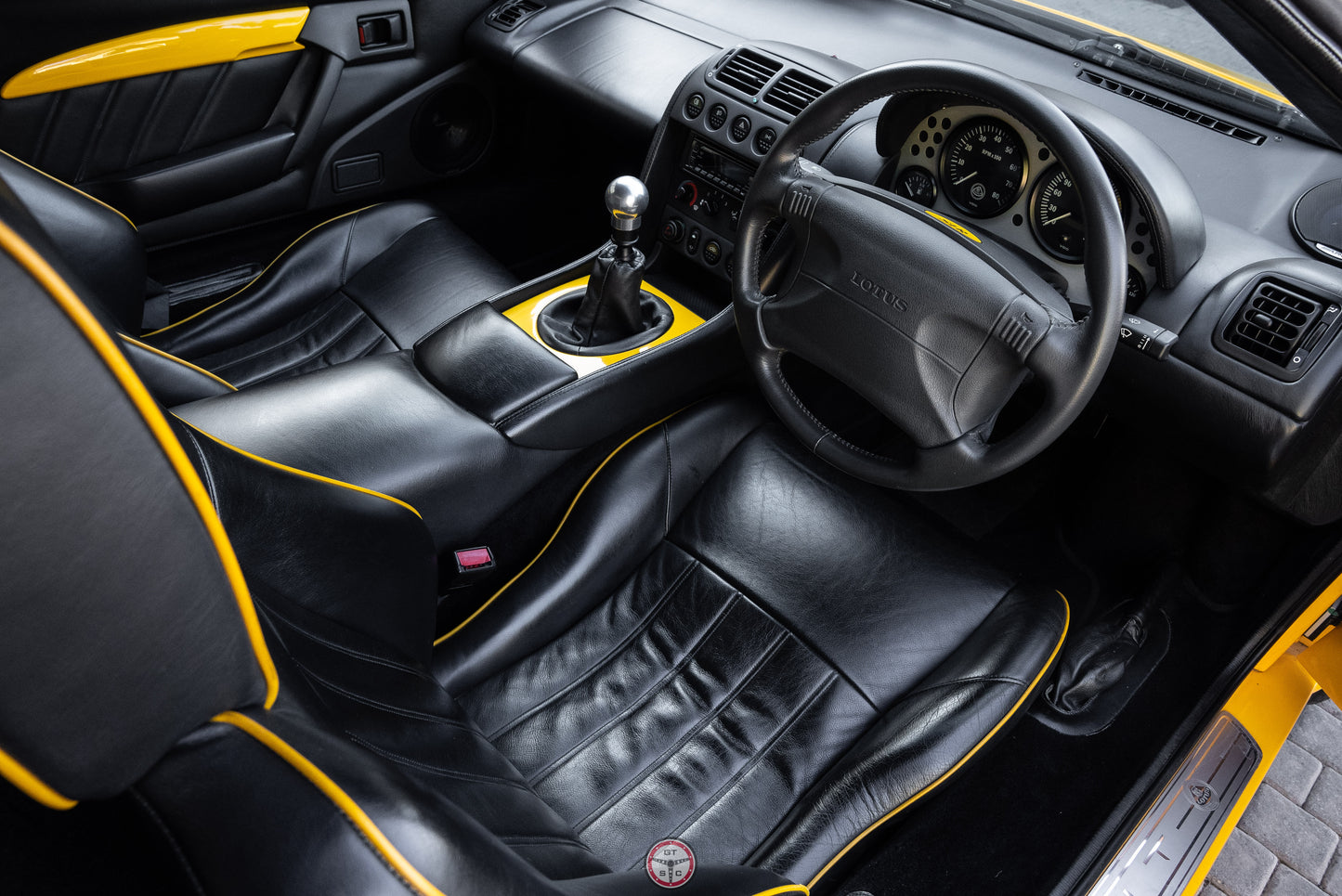 2002 Lotus Esprit V8
