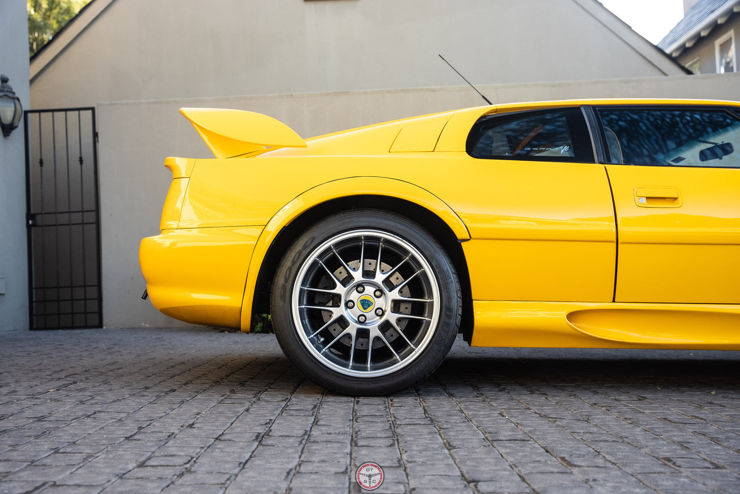 2002 Lotus Esprit V8