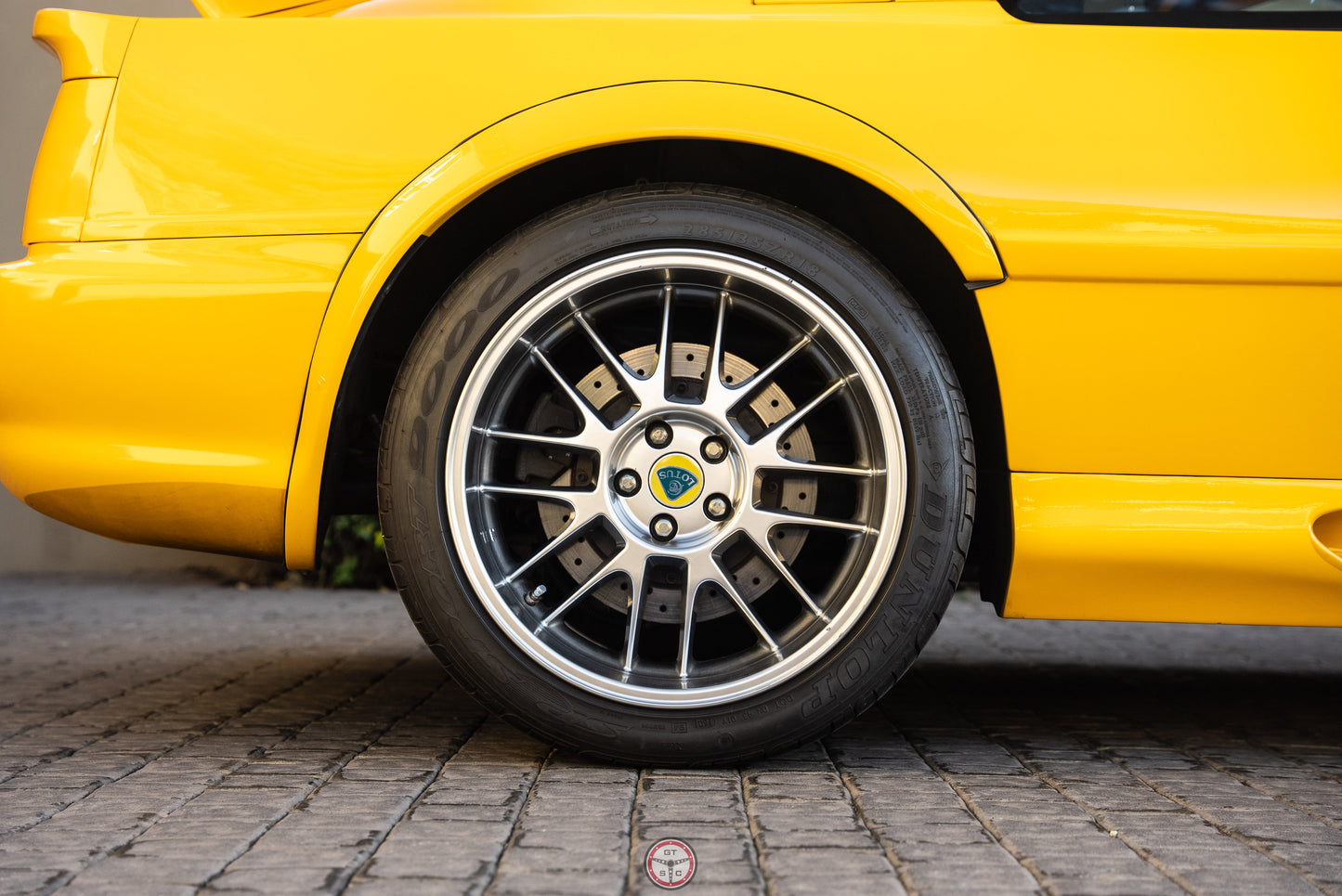 2002 Lotus Esprit V8