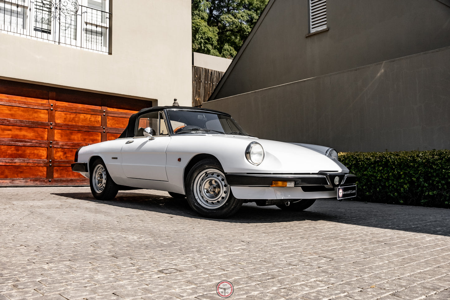 1988 Alfa Romeo 2000 Spider Veloce Series 3