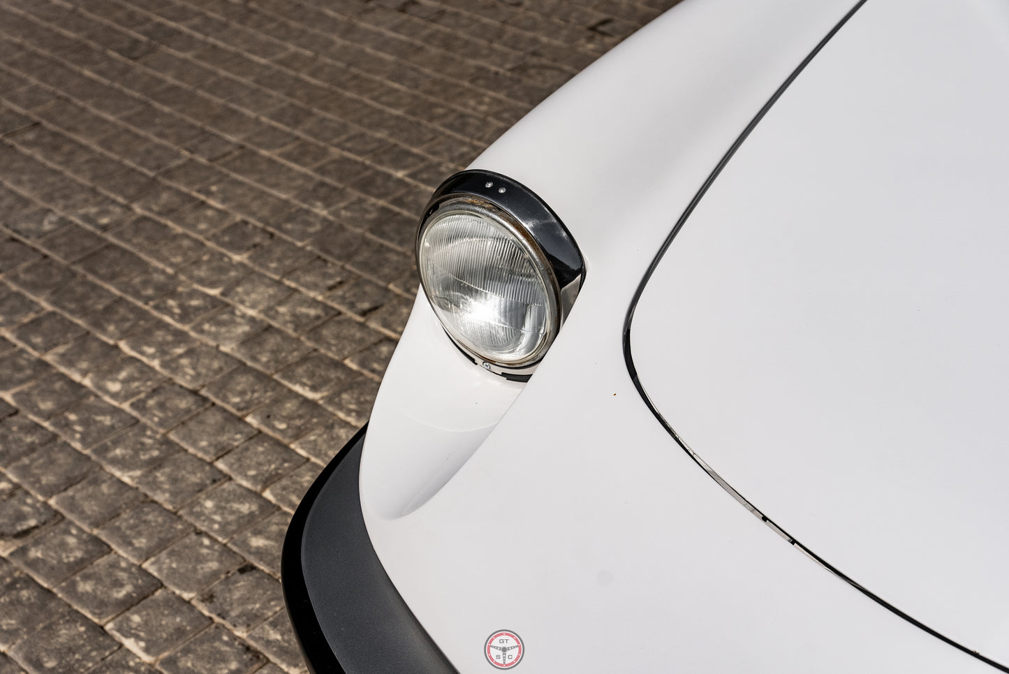 1988 Alfa Romeo 2000 Spider Veloce Series 3