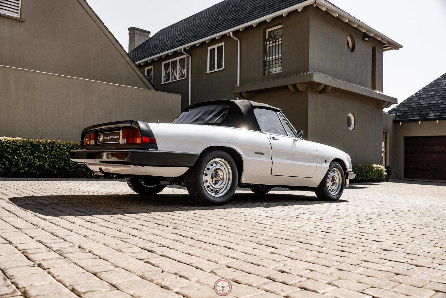 1988 Alfa Romeo 2000 Spider Veloce Series 3