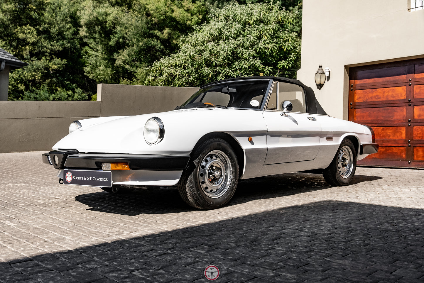 1988 Alfa Romeo 2000 Spider Veloce Series 3