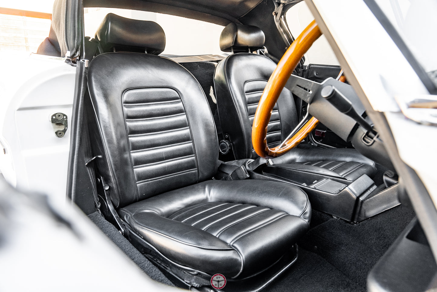 1988 Alfa Romeo 2000 Spider Veloce Series 3