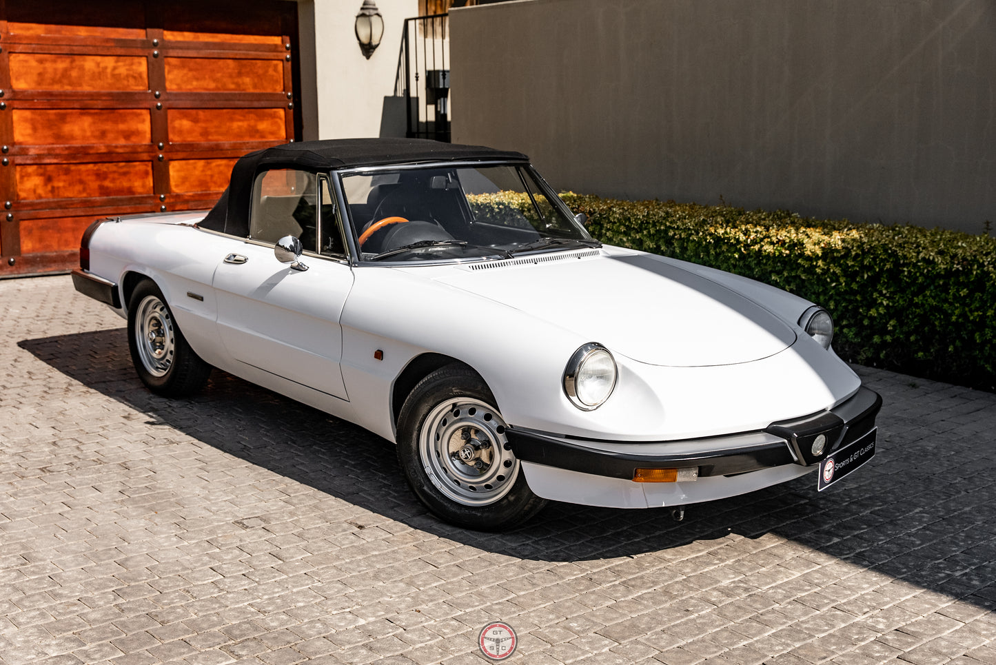 1988 Alfa Romeo 2000 Spider Veloce Series 3