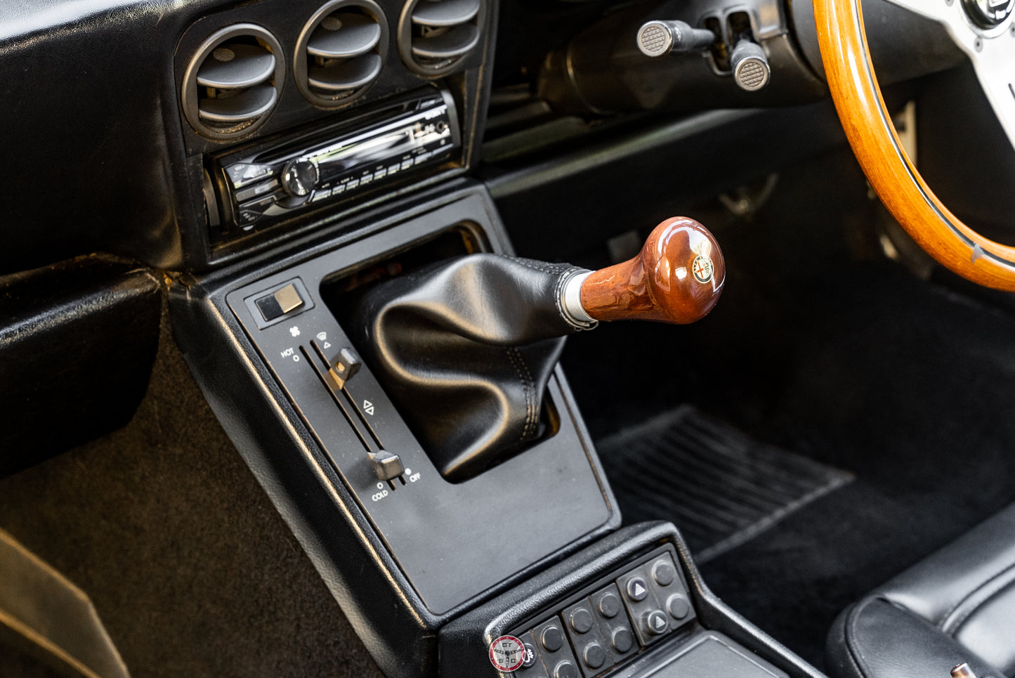 1988 Alfa Romeo 2000 Spider Veloce Series 3