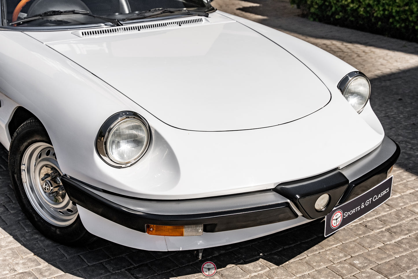 1988 Alfa Romeo 2000 Spider Veloce Series 3