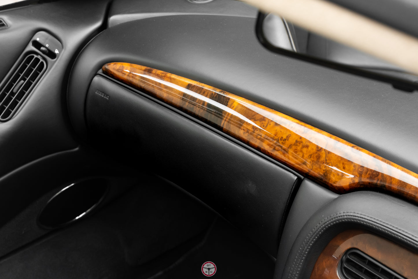 2000 Aston Martin DB7 Vantage
