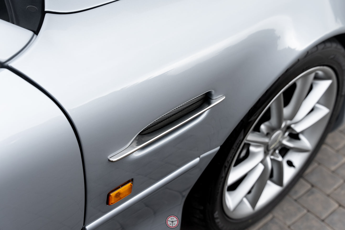 2000 Aston Martin DB7 Vantage