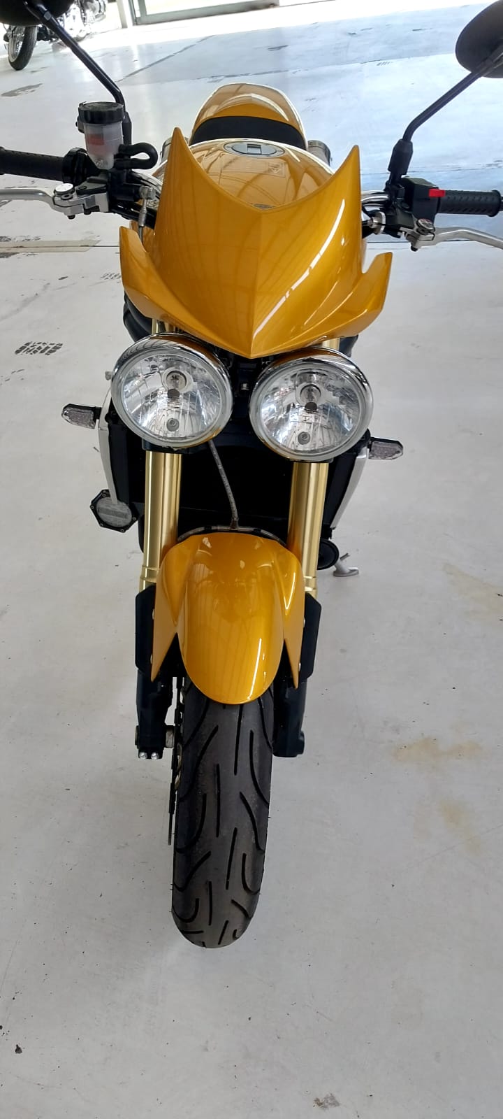 2005 Triumph Triple 1050 (delivery mileage)