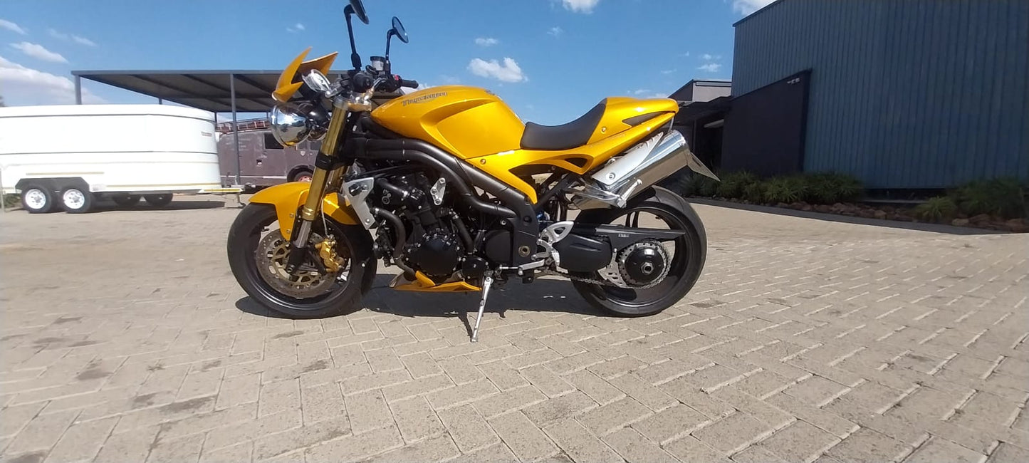 2005 Triumph Triple 1050 (delivery mileage)