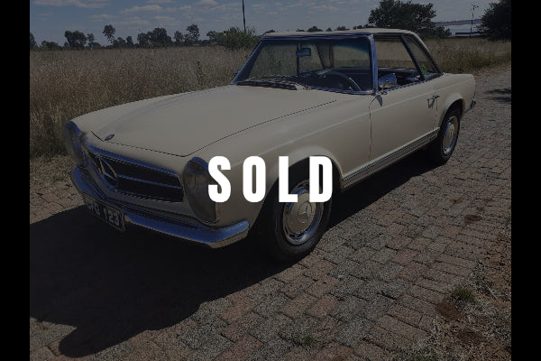 1969 Mercedes 230SL Pagoda